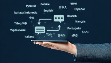 concept-program-smartphone-translate-from-different-languages_102583-3984